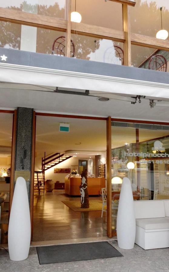 Hotel Pinocchio Cattolica Exteriör bild