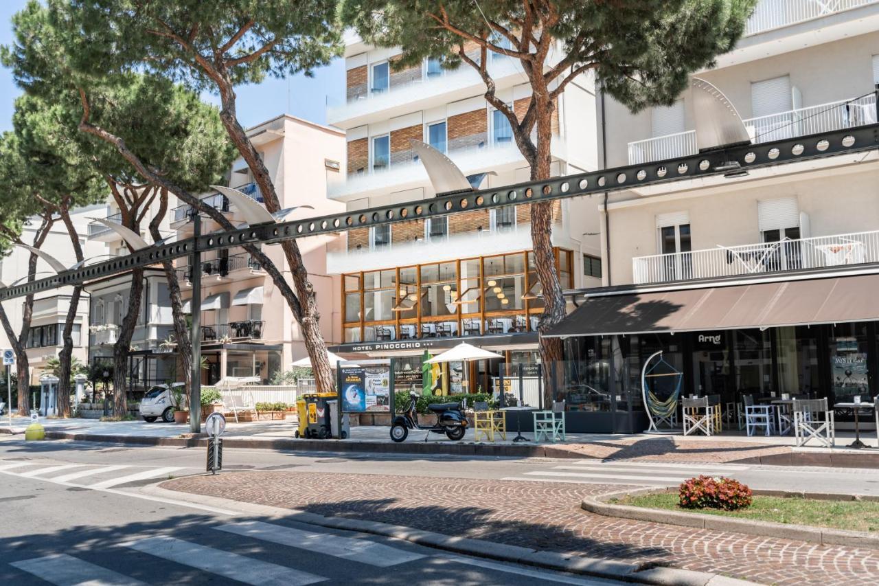 Hotel Pinocchio Cattolica Exteriör bild
